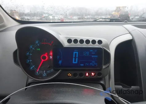 2015 Chevrolet Sonic Lt Manual из США, поврежденный, VIN 1G1JD5SG1F4125860